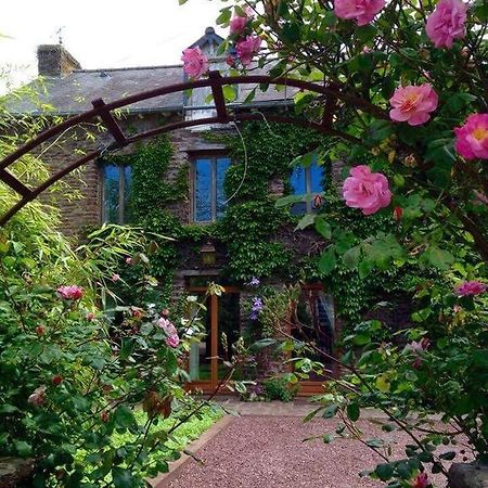 Mauron Gite Du Charme En Broceliande מראה חיצוני תמונה